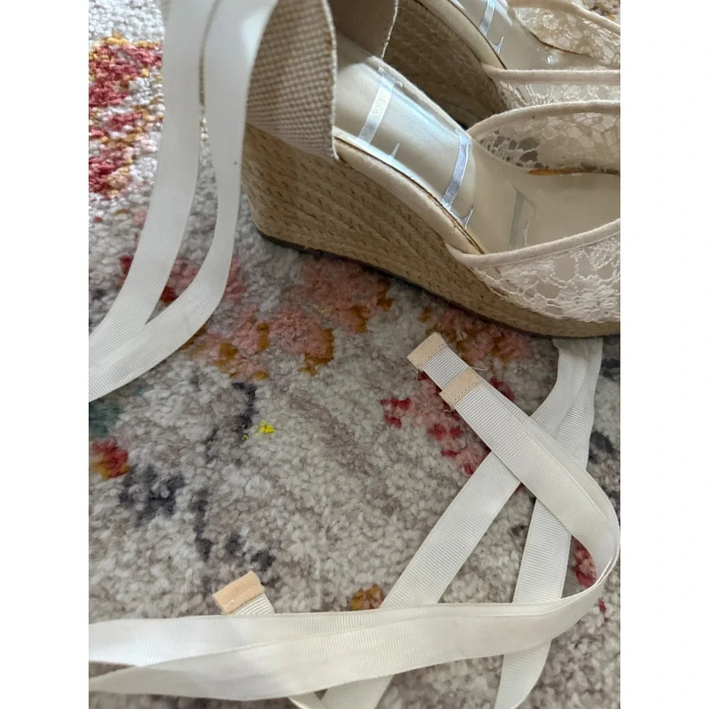 Elle Ivory Floral Lace Espadrille Wedge Heels Ribbon Ankle Tie Womens 9 Feminine